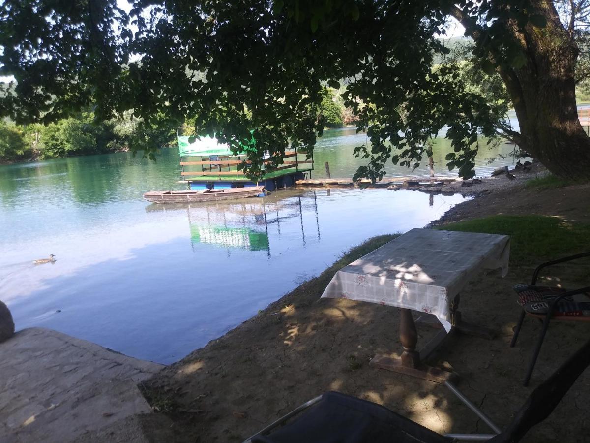 Ribarska Vila Donje Lohovo Luaran gambar